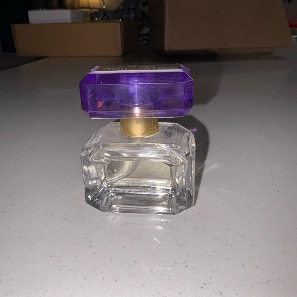 Celine Dion Perfume Pure Brilliance Eau De Toilette Spray 15 ml travel size - Picture 2 of 6